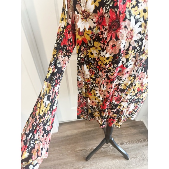 Umgee Floral Long Sleeve Dress - Red, Yellow, and Black - Picture 5 of 10